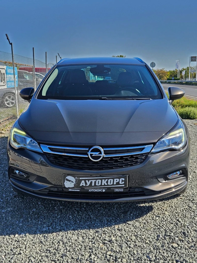 Opel Astra 1.6CDTI, снимка 2 - Автомобили и джипове - 47666395