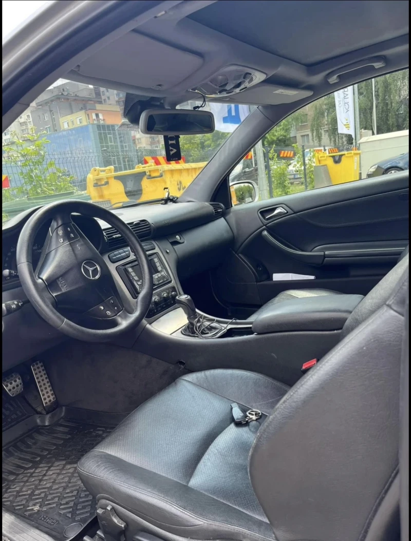 Mercedes-Benz C 220, снимка 6 - Автомобили и джипове - 48081055