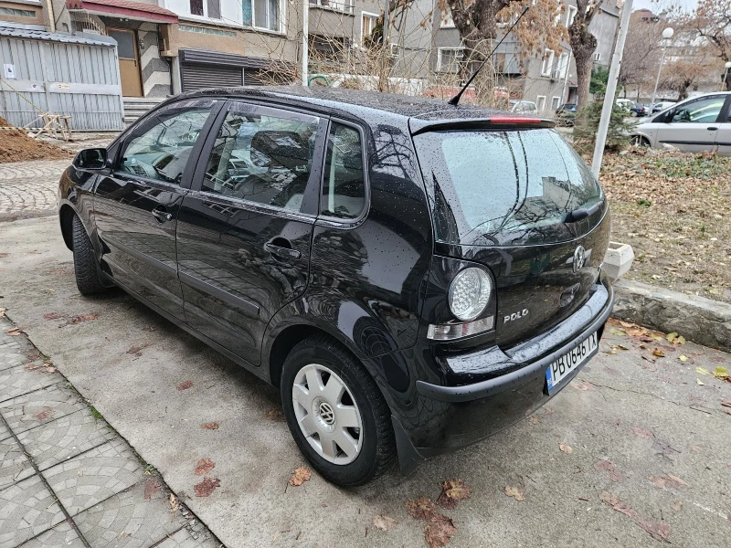 VW Polo КЛИМАТИК, снимка 8 - Автомобили и джипове - 48319594