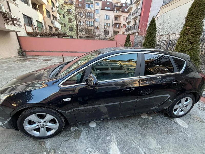 Opel Astra J 1.6 ТУРБО AUT, Sport, снимка 5 - Автомобили и джипове - 48581118