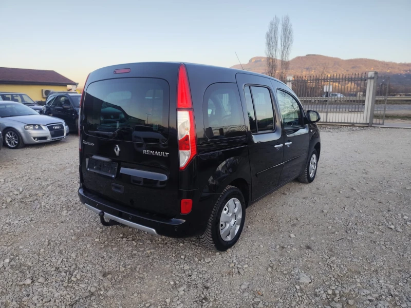 Renault Kangoo 1.5 дизел, снимка 6 - Автомобили и джипове - 48755633