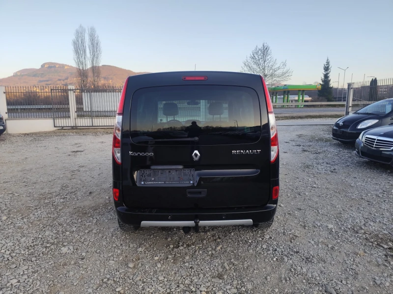 Renault Kangoo 1.5 дизел, снимка 7 - Автомобили и джипове - 48755633