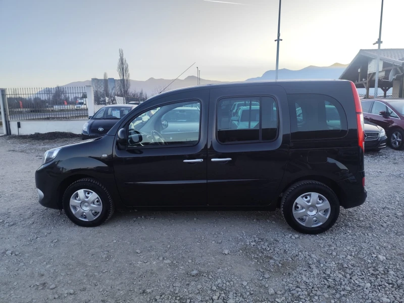 Renault Kangoo 1.5 дизел, снимка 10 - Автомобили и джипове - 48755633