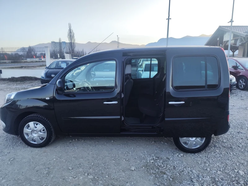 Renault Kangoo 1.5 дизел, снимка 11 - Автомобили и джипове - 48755633