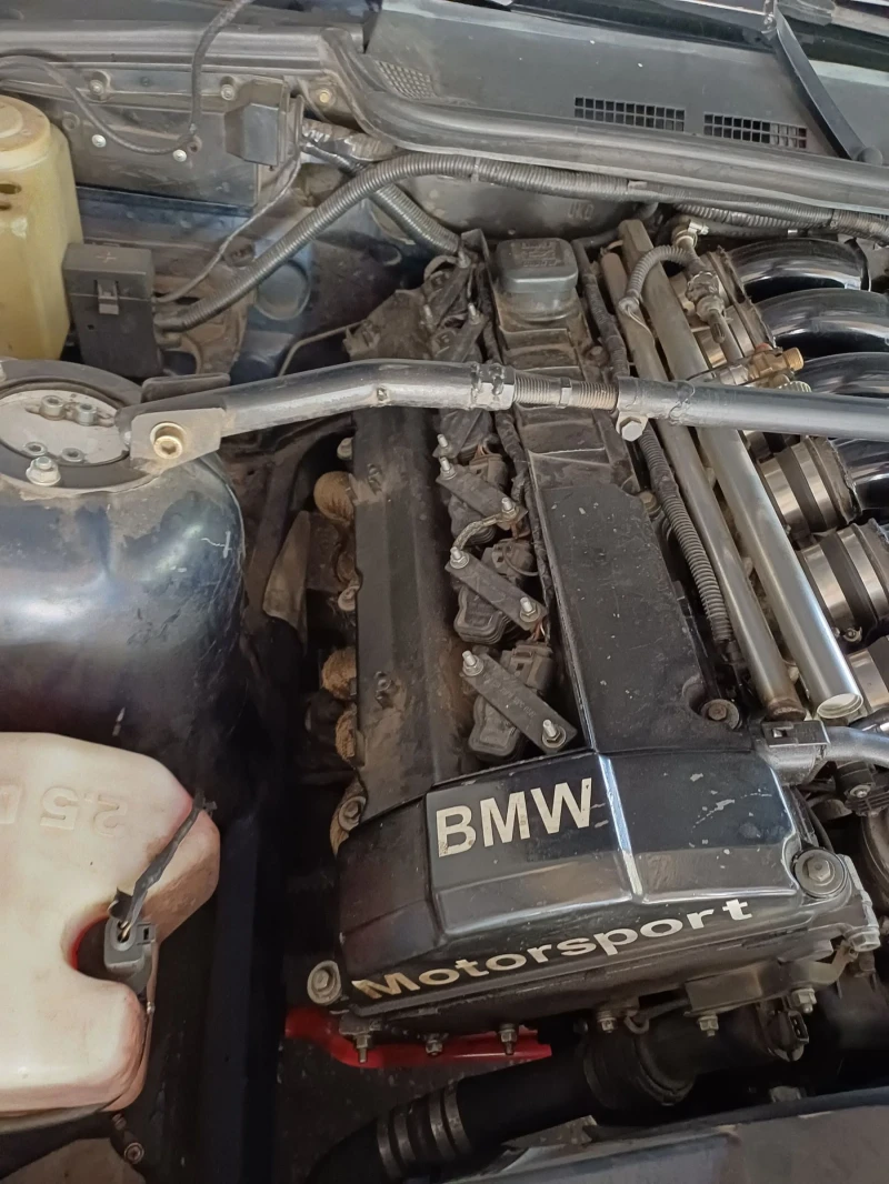 BMW 320 E36, снимка 9 - Автомобили и джипове - 52947217