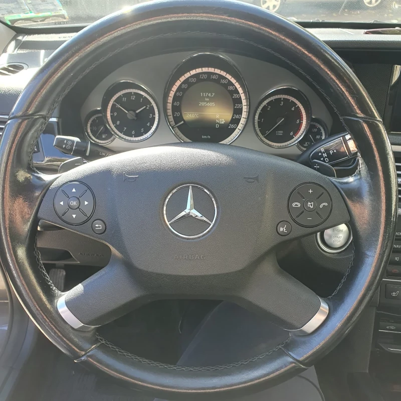 Mercedes-Benz E 300 CDI, снимка 8 - Автомобили и джипове - 52170604