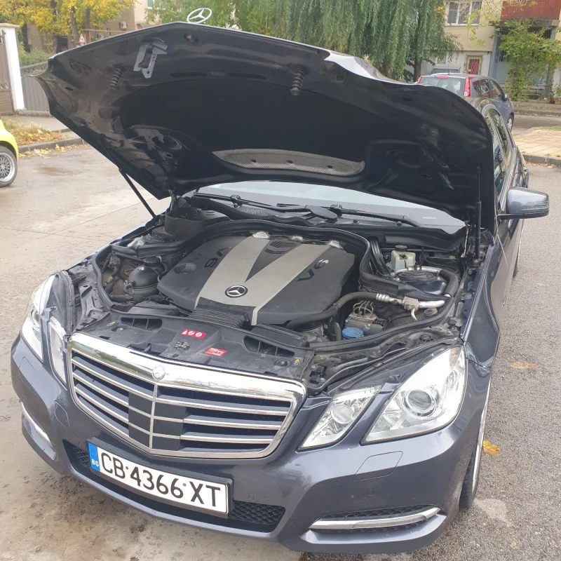 Mercedes-Benz E 300 CDI, снимка 15 - Автомобили и джипове - 52170604