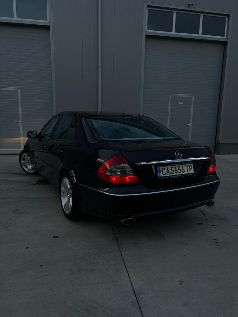 Mercedes-Benz E 420 V8 DIESEL / TV / AVANGARDE / LIZING , снимка 3 - Автомобили и джипове - 52618099