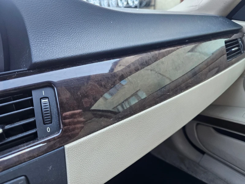 BMW 330 Cic 4x4 Фейслифт, снимка 11 - Автомобили и джипове - 52869756