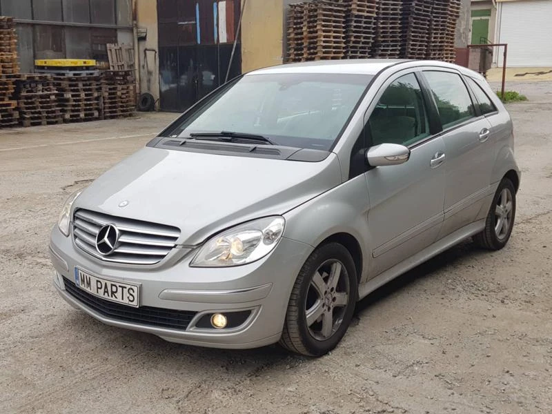 Mercedes-Benz B 180 автоматик CDI W169, снимка 14 - Автомобили и джипове - 25461767