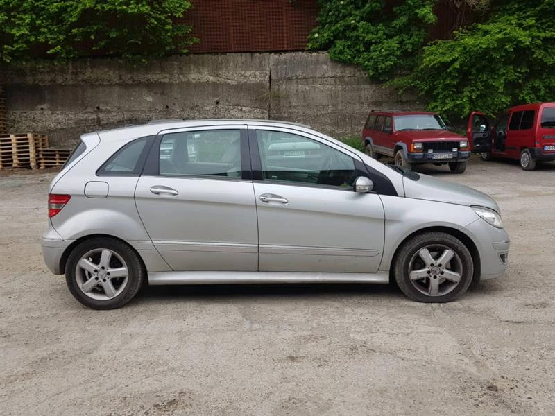 Mercedes-Benz B 180 автоматик CDI W169 - изображение 6