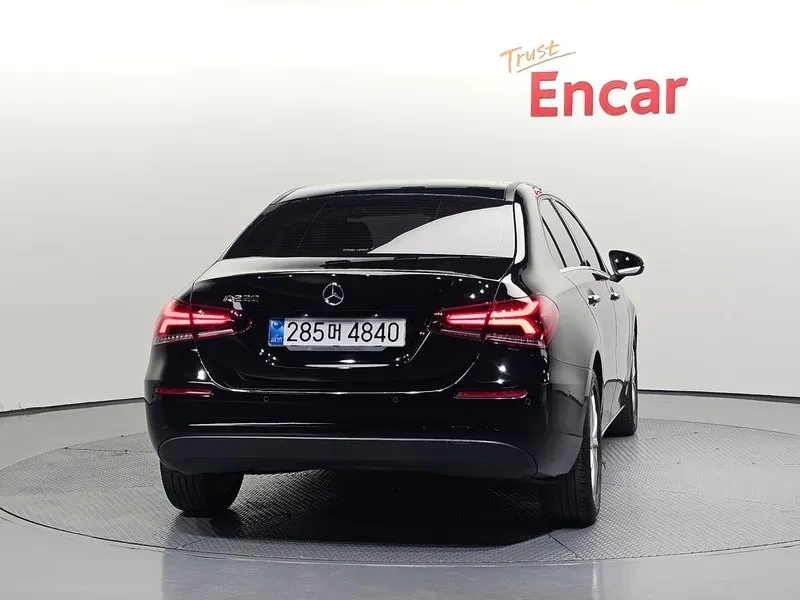 Mercedes-Benz A 220, снимка 4 - Автомобили и джипове - 55842021