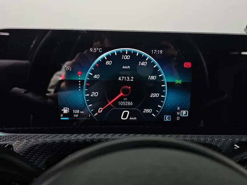 Mercedes-Benz A 220, снимка 8 - Автомобили и джипове - 55842021