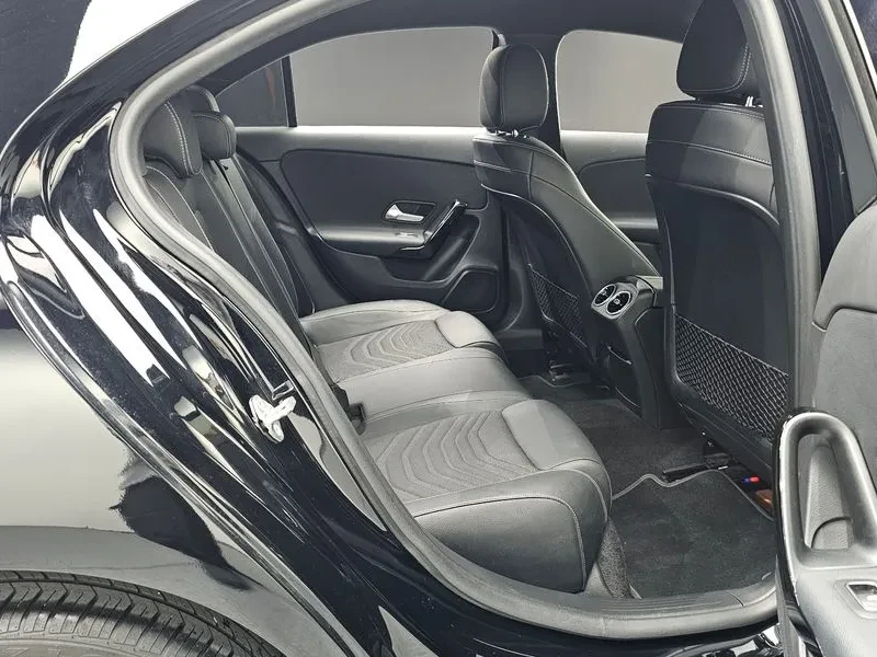 Mercedes-Benz A 220, снимка 12 - Автомобили и джипове - 55842021