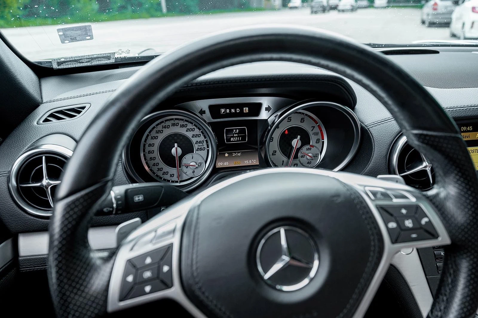 Mercedes-Benz SL  - изображение 6