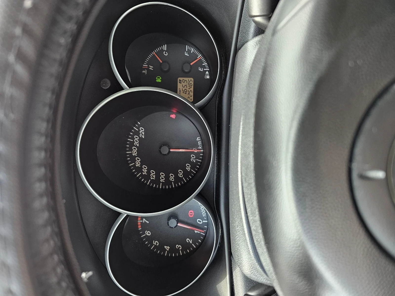 Mazda 3 1.6 Sedan LPG - изображение 7