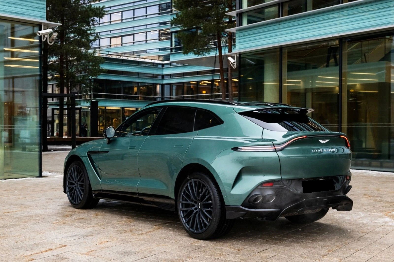 Aston Martin DBX 707 V8/ BLACK PACK/ CARBON/ PANO/ 360/ LIFT/ 23/ - изображение 5