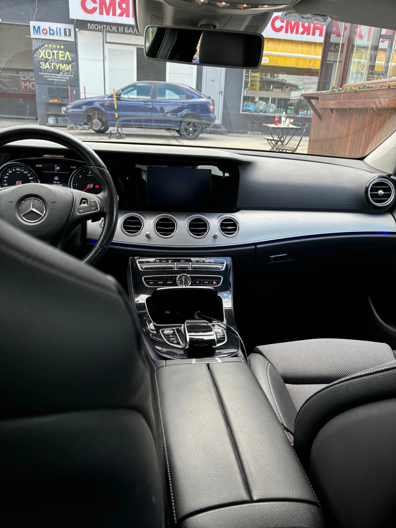 Mercedes-Benz E 350  - изображение 8
