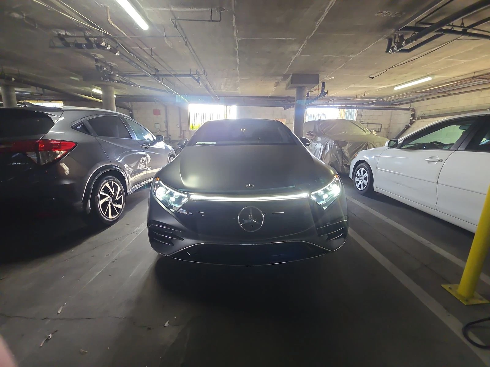 Mercedes-Benz EQS 450+ * AMG* HuD* Burmester* Ambient* RWD - изображение 2