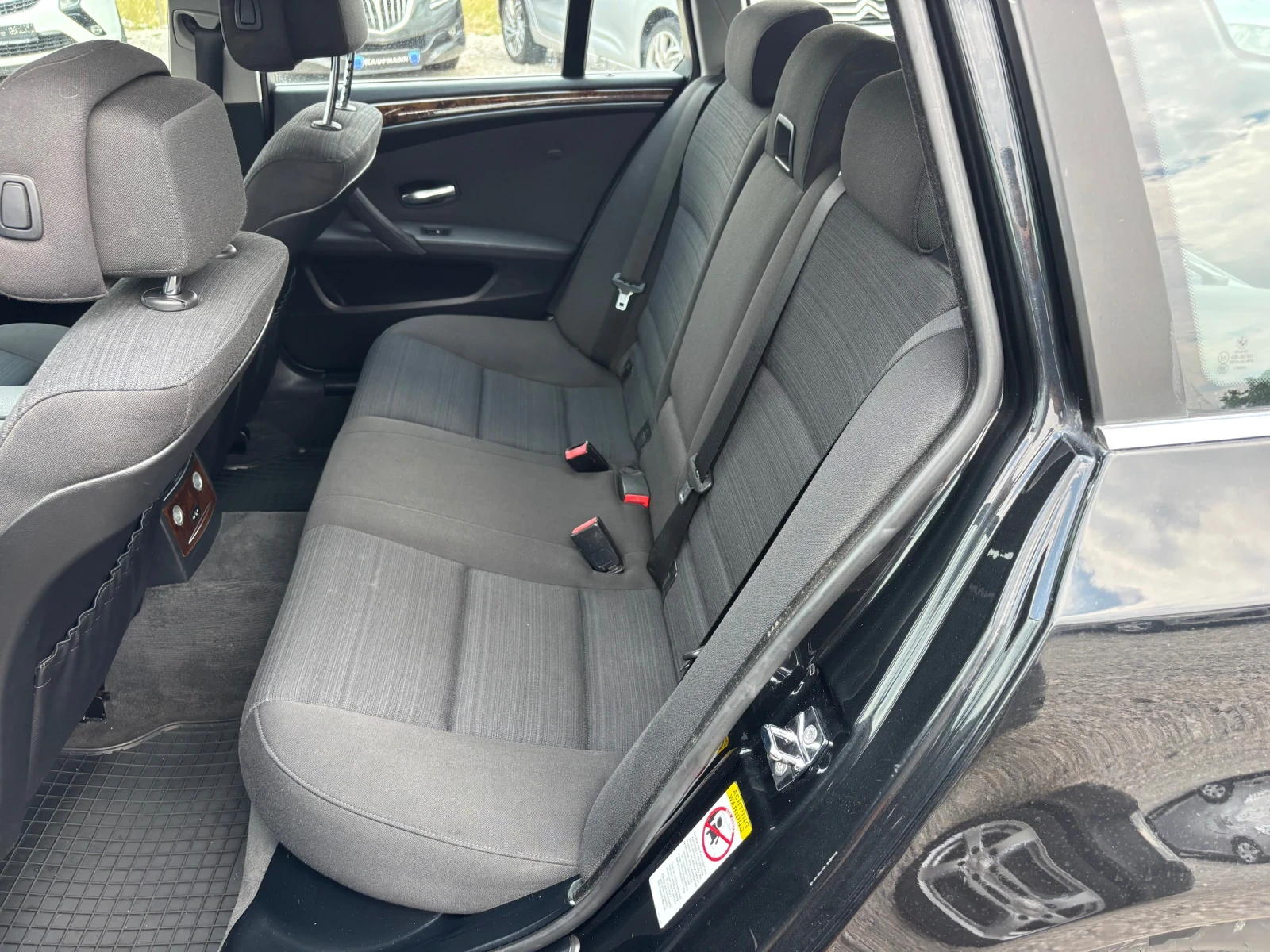 BMW 525 2.5-195кс, автоматик - изображение 10