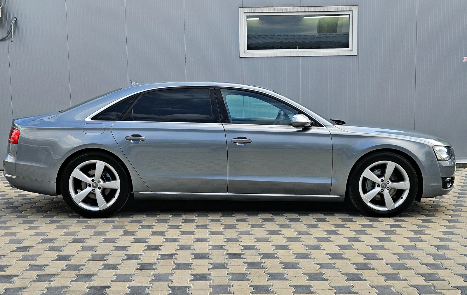 Audi A8 L/TV/GERMAN/DISTR/МАСАЖ/ОБДУХ/CAMERA/ВАКУМ/BOSE/LI - изображение 4