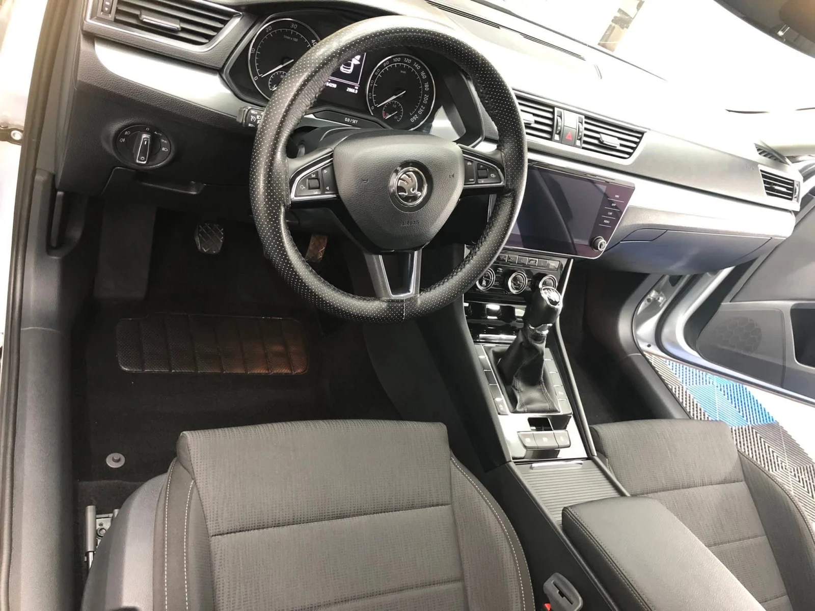 Skoda Superb 2.0 TDI | Mobile.bg   12