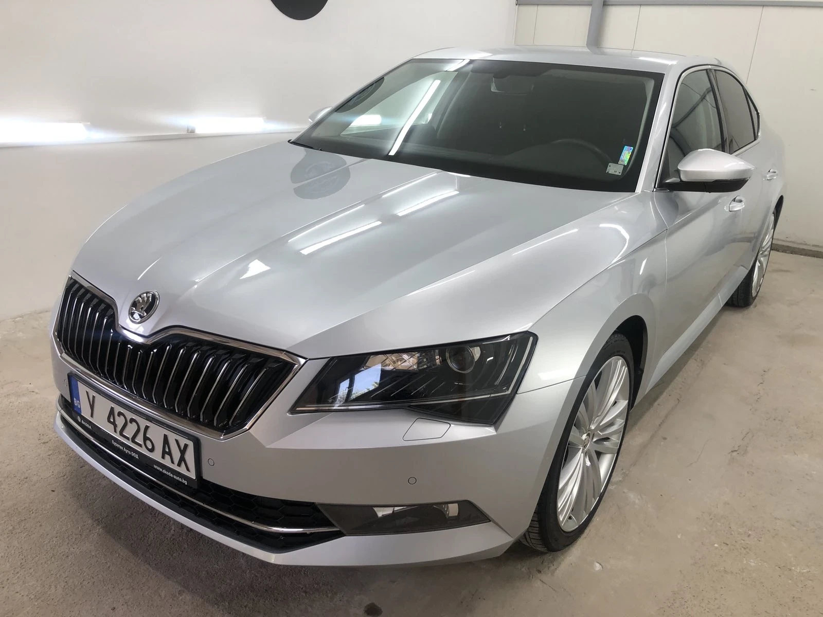 Skoda Superb 2.0 TDI - изображение 2