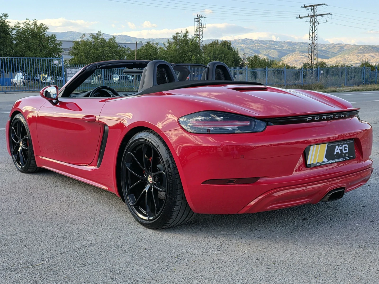 Porsche Boxster 718 - изображение 6