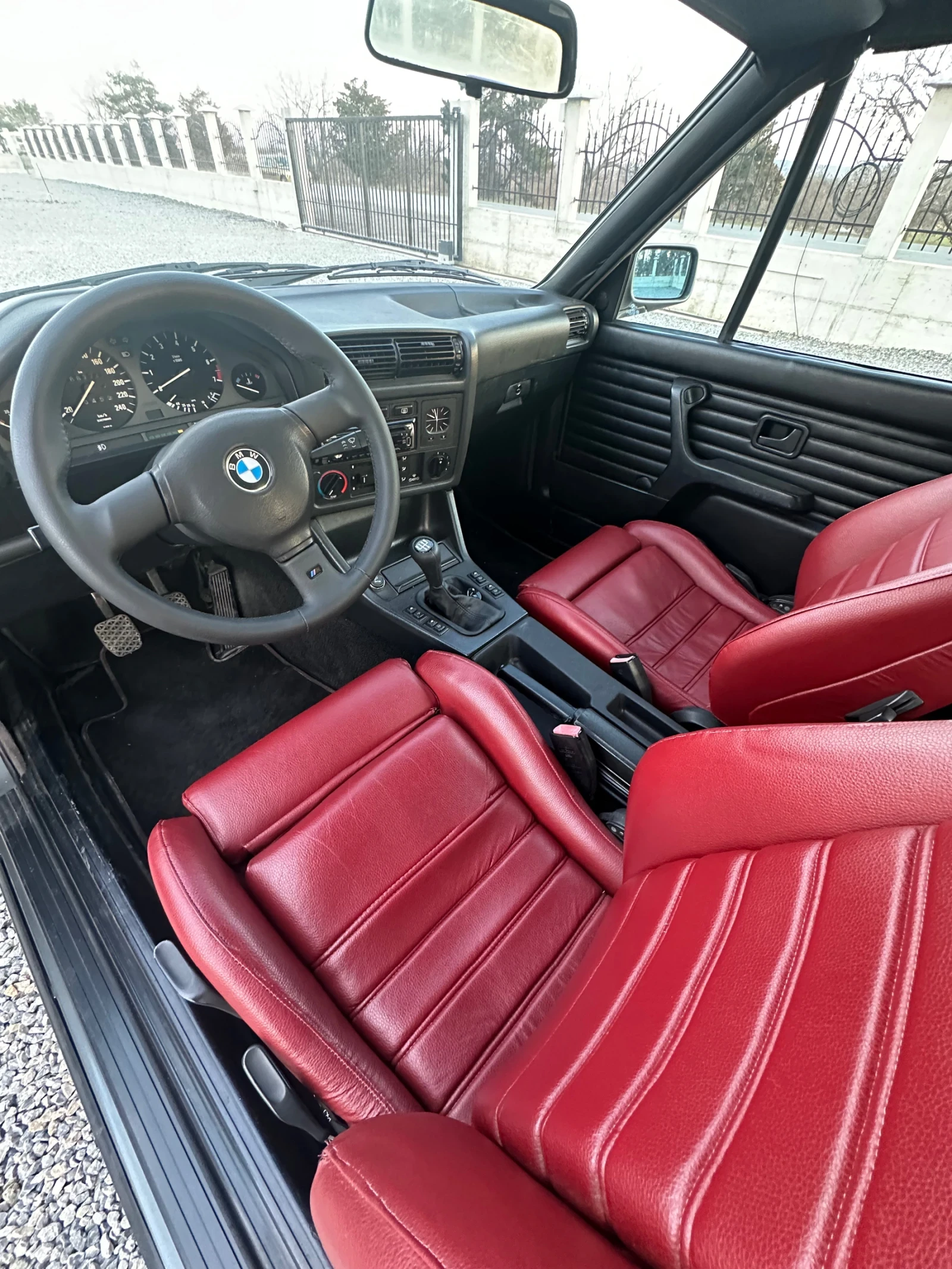 BMW 320  - изображение 8