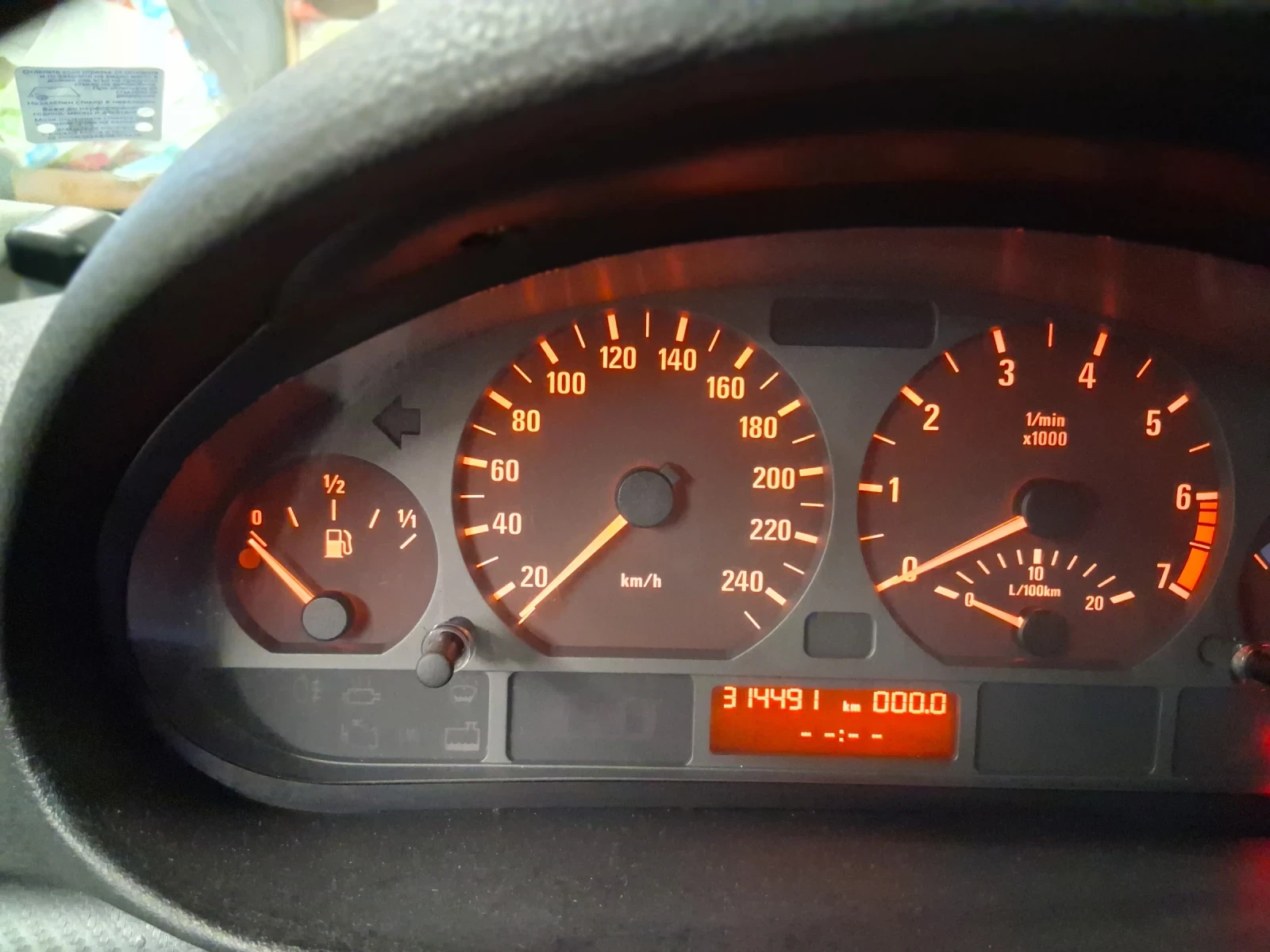 BMW 318 E46 - изображение 8