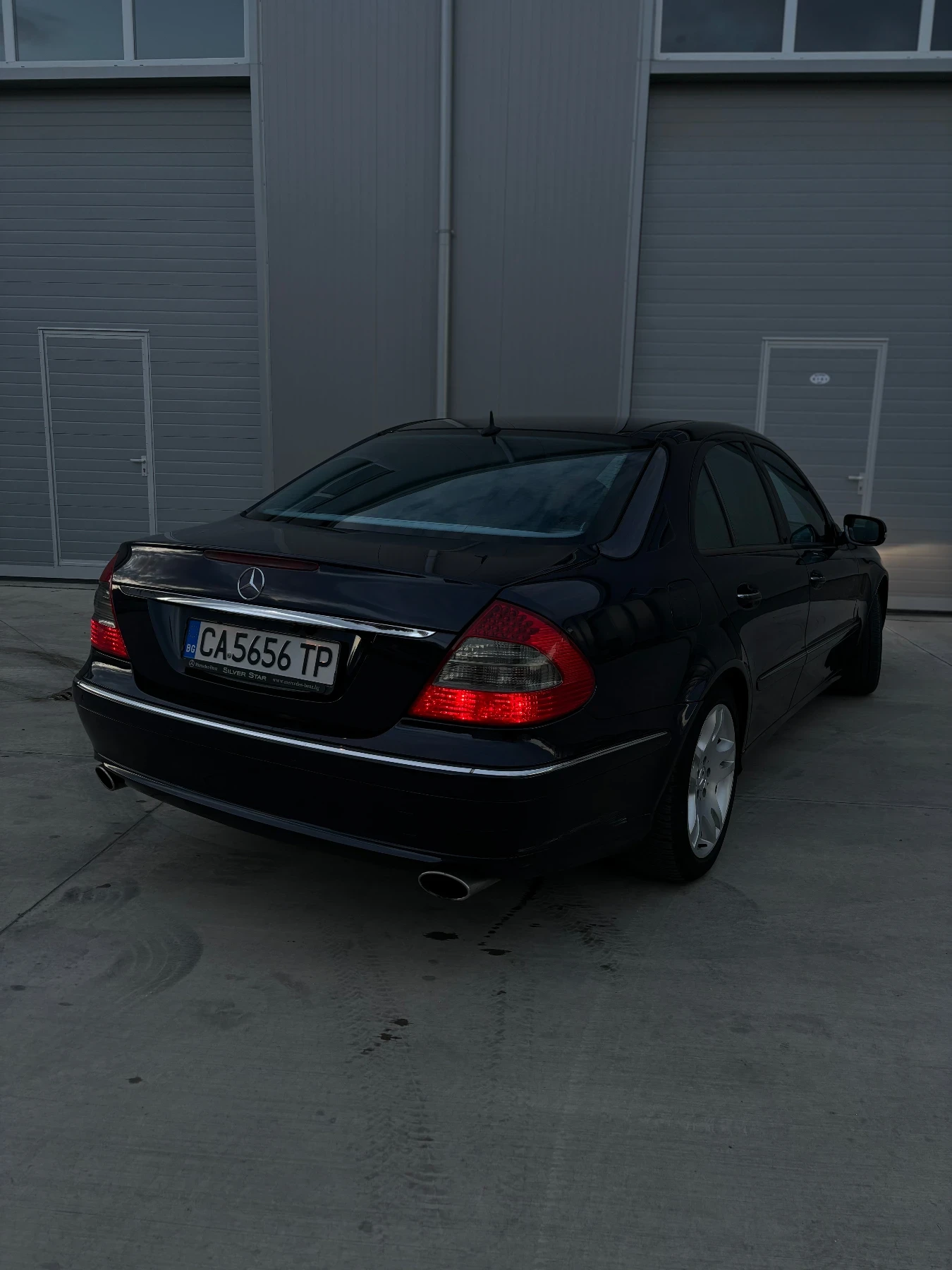 Mercedes-Benz E 420 V8 DIESEL / TV / AVANGARDE / LIZING  - изображение 4