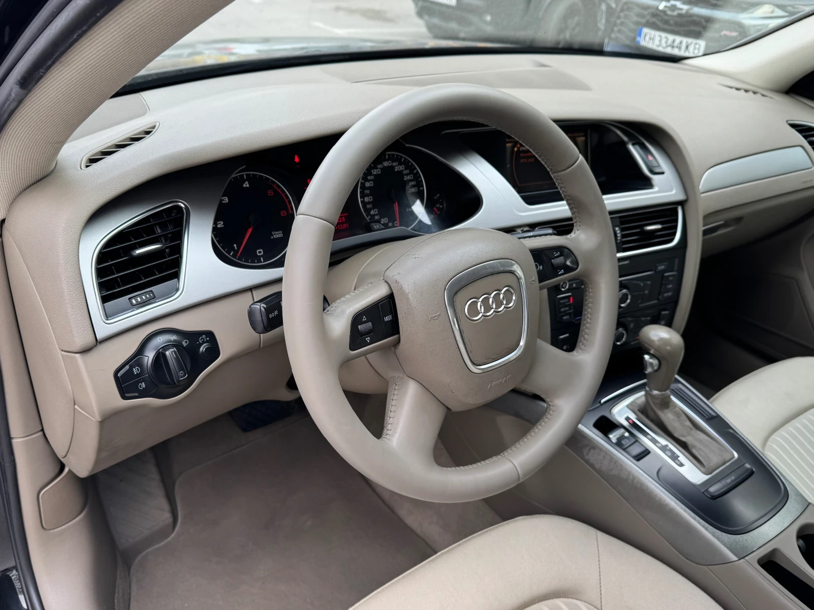 Audi A4 2.0TDI 143 - изображение 10