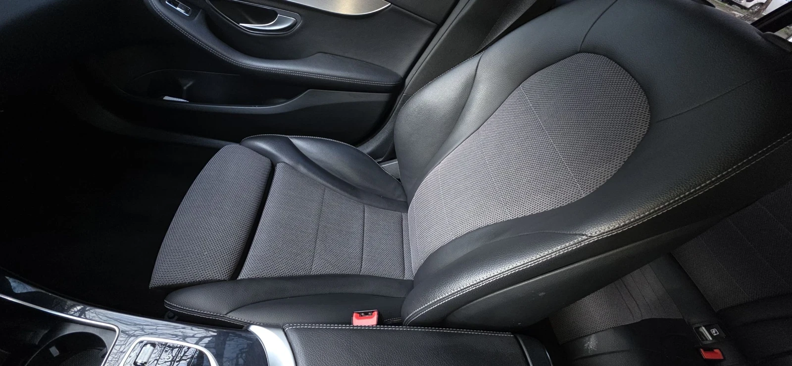 Mercedes-Benz C 300 4 matic 245 к.с./перфектен, снимка 9 - Автомобили и джипове - 53599944