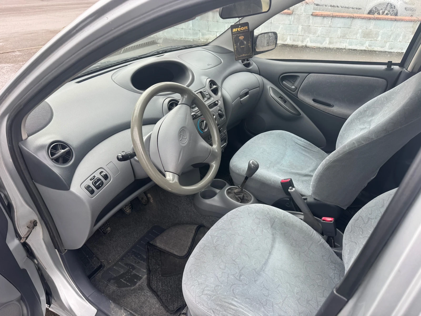 Toyota Yaris 1.0 | Mobile.bg � ����������� 14