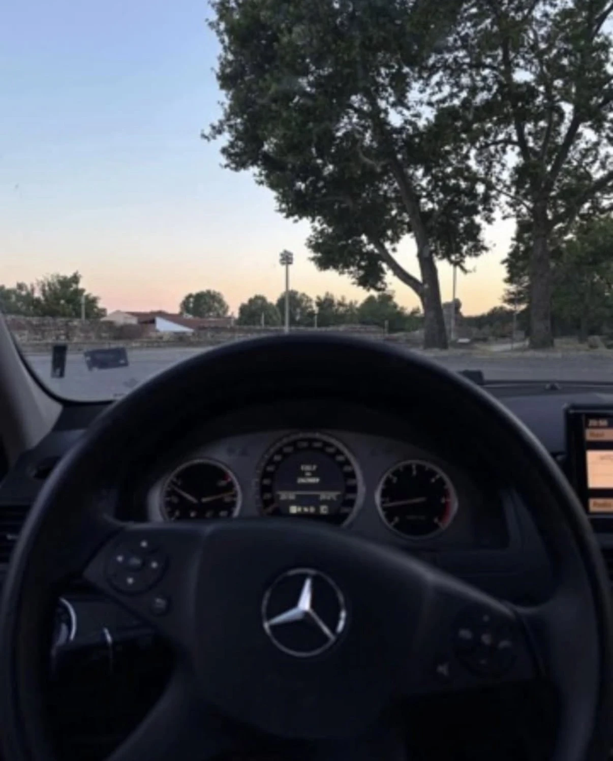 Mercedes-Benz C 220, снимка 4 - Автомобили и джипове - 53723694