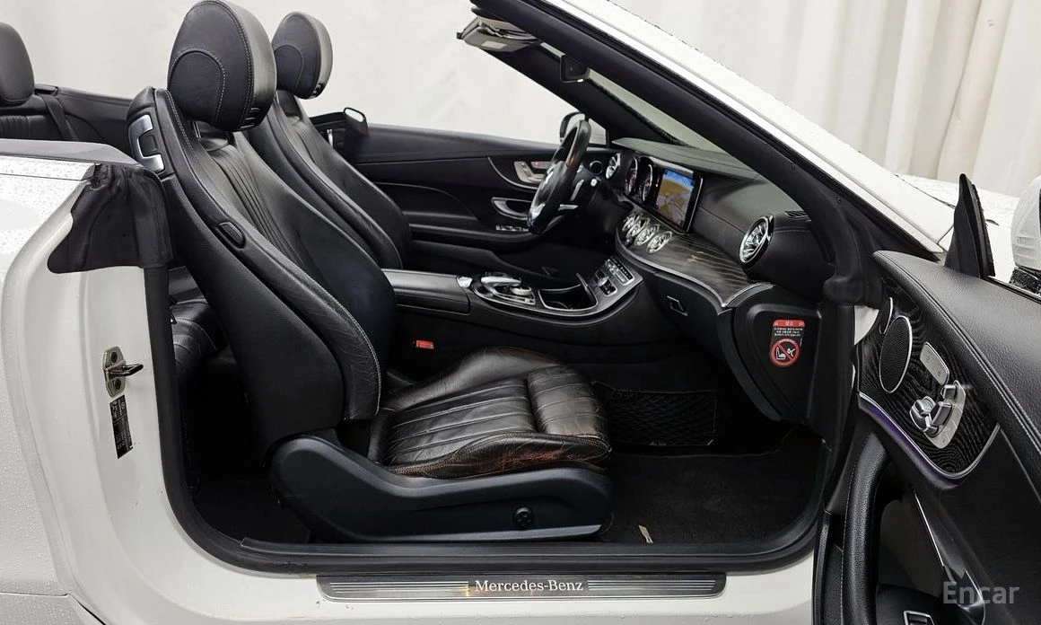 Mercedes-Benz E 220 КАБРИО* AMG PACK* ПОДГРЕВ* ОБДУХВАНЕ* AMBIENT* , снимка 7 - Автомобили и джипове - 54101794