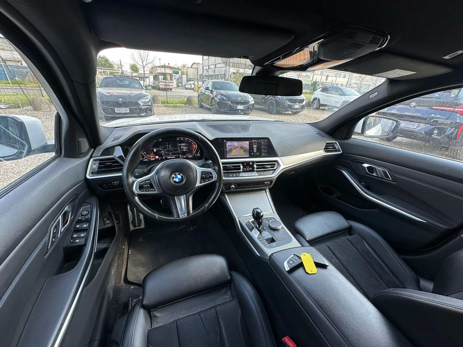 BMW 318 2.0 / M-Sport, снимка 8 - Автомобили и джипове - 54257424