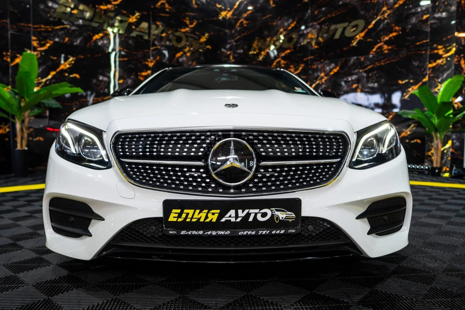 Mercedes-Benz E 220 D COUPE FULL AMG LINE LED NAVI ЛИЗИНГ 100%, снимка 3 - Автомобили и джипове - 54379642