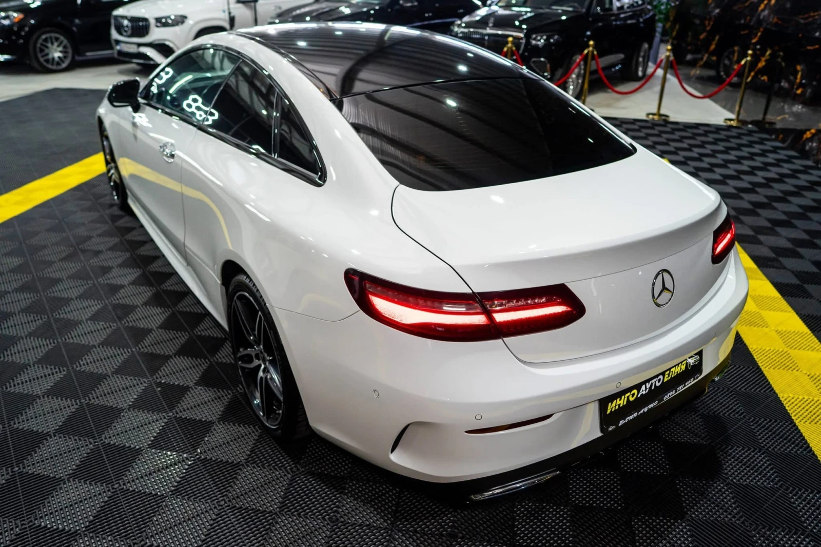 Mercedes-Benz E 220 D COUPE FULL AMG LINE LED NAVI ЛИЗИНГ 100%, снимка 6 - Автомобили и джипове - 54379642