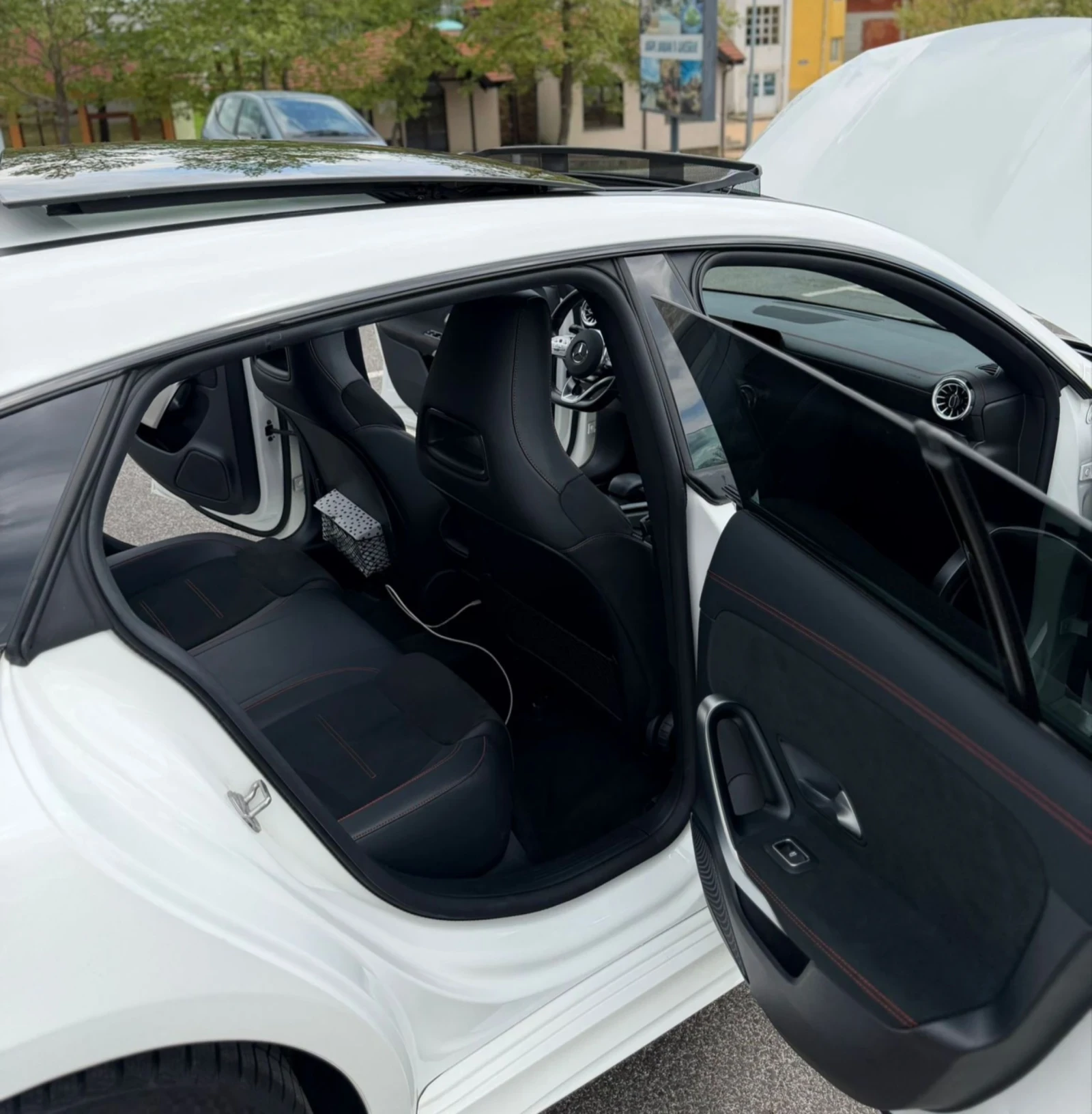 Mercedes-Benz CLA 200 Shooting break, AMG, снимка 10 - Автомобили и джипове - 54494919