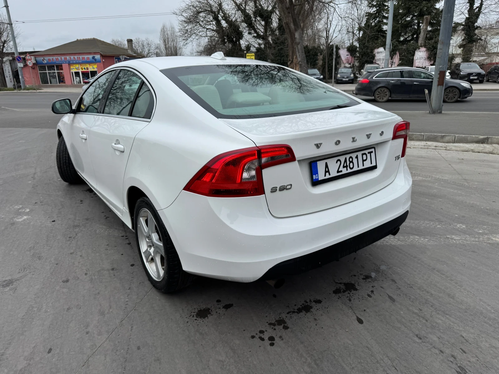 Volvo S60 2.5 T5 5цилиндъра, снимка 5 - Автомобили и джипове - 54685564