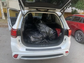 Mitsubishi Outlander 2.0 4WD PHEV 360 камера , снимка 10
