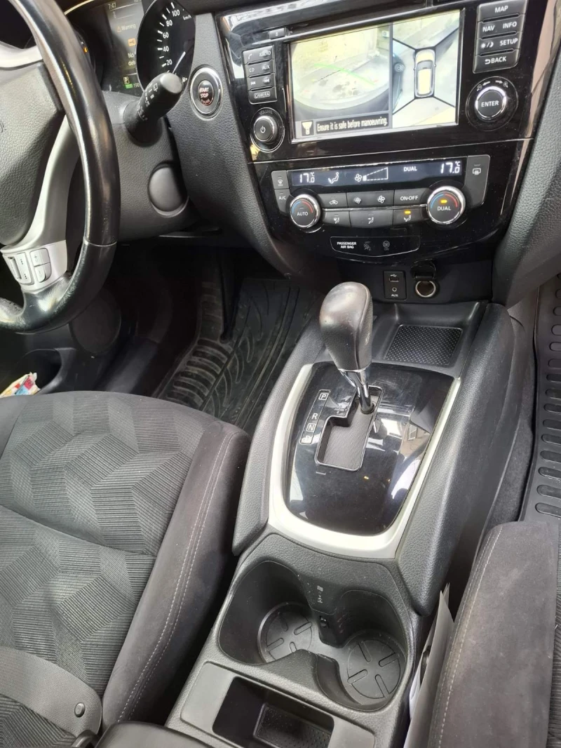 Nissan X-trail, снимка 7 - Автомобили и джипове - 47045976