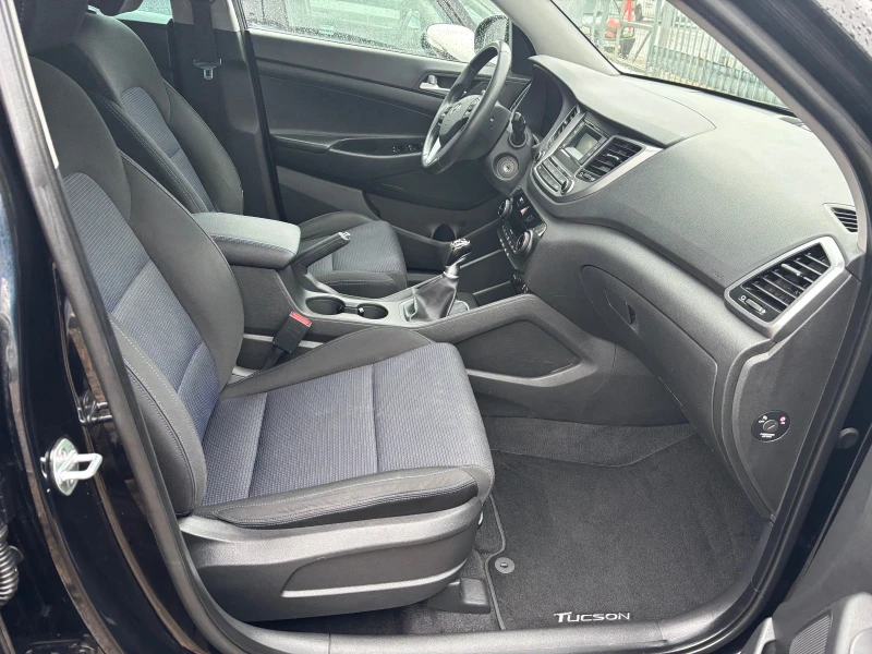 Hyundai Tucson 1.7CRDI iX35, снимка 10 - Автомобили и джипове - 51798304
