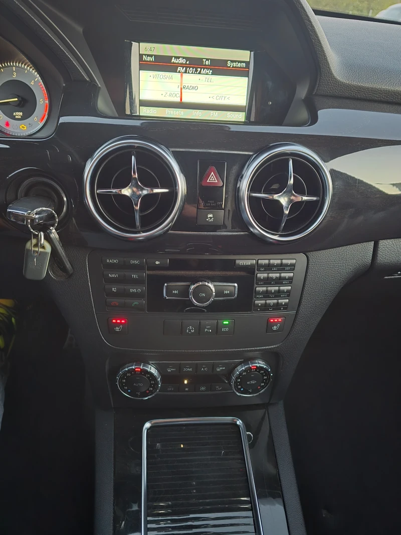 Mercedes-Benz GLK 220CDI AMG LINE 20&#39; НОВИ ГУМИ, снимка 13 - Автомобили и джипове - 52218667