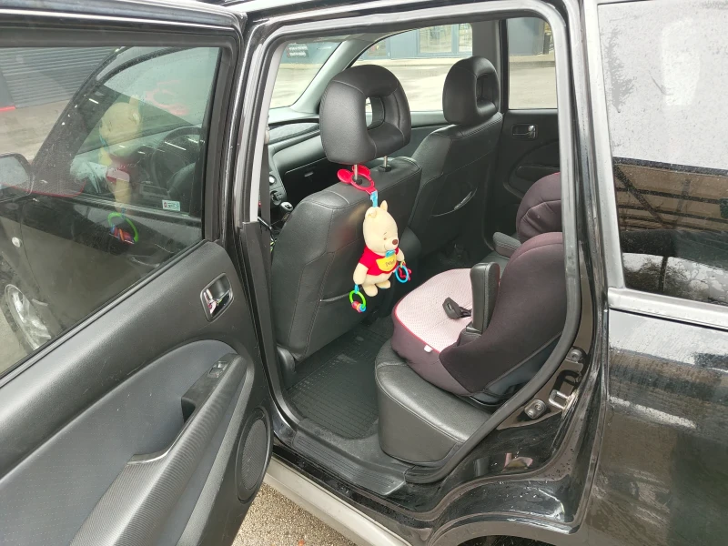 Mitsubishi Outlander, снимка 8 - Автомобили и джипове - 52677358