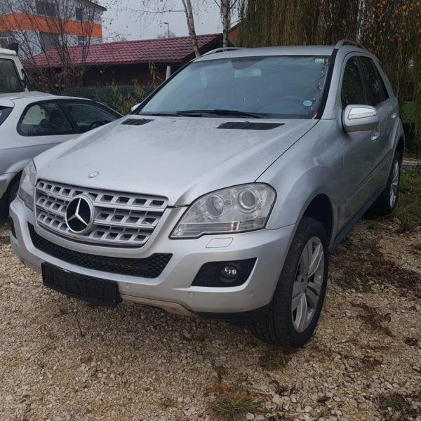 Mercedes-Benz ML 500 benzin,320 cdi,350 cdi, снимка 2 - Автомобили и джипове - 19939161