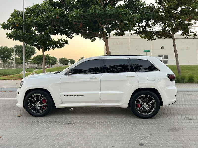 Jeep Grand cherokee SRT, снимка 13 - Автомобили и джипове - 47492748