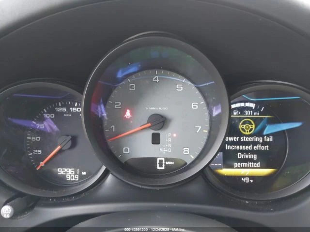 Porsche Macan S* PDK* ПОДГРЕВ* КАМЕРА* КЕЙЛЕС* LANE* ASSIST, снимка 12 - Автомобили и джипове - 53373036