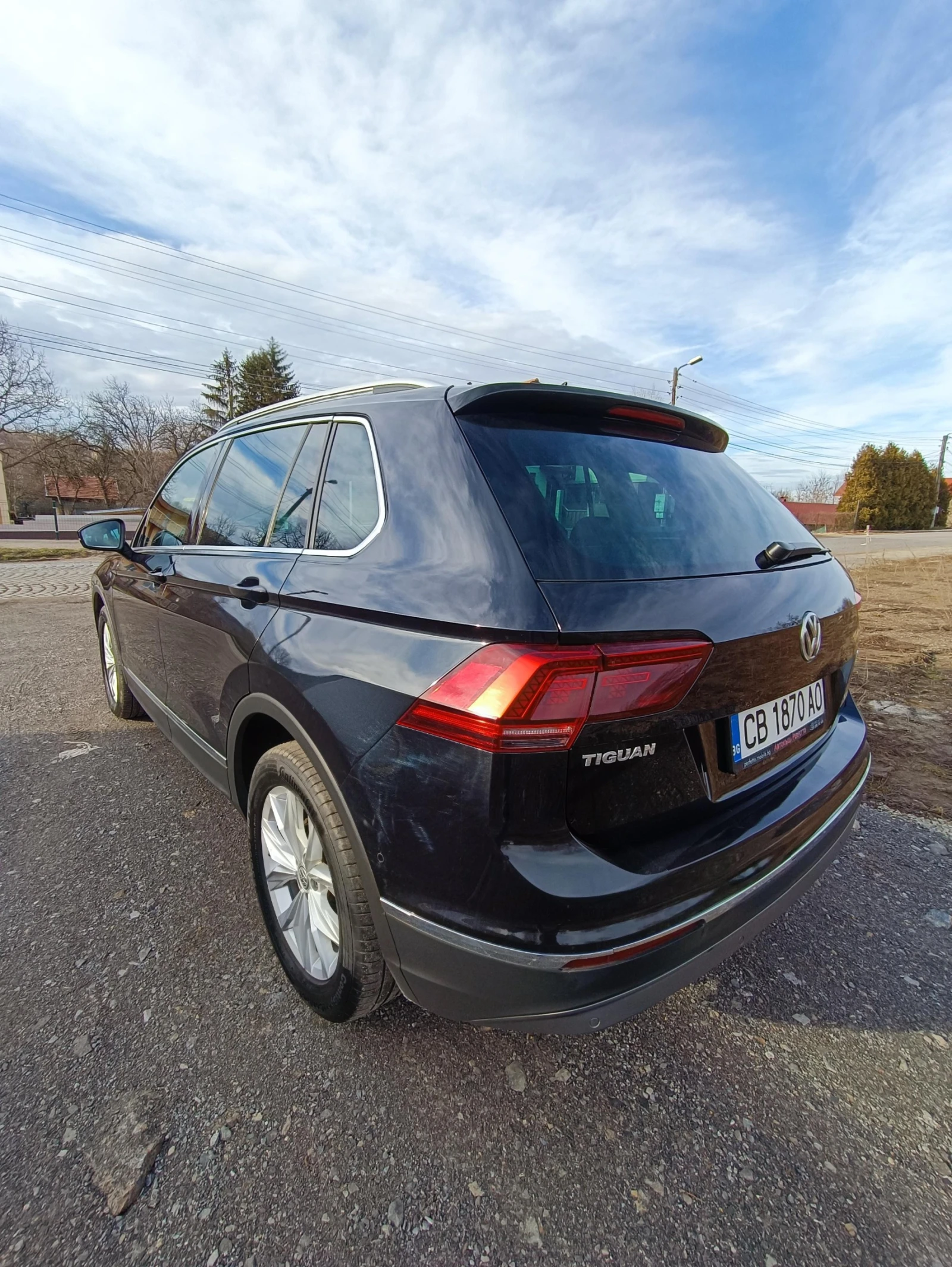 VW Tiguan 2.0 TDI 4MOTION SWISS LINE* Virtual* 360* Park Ass - изображение 9